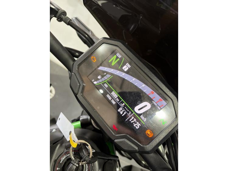 KAWASAKI Z 900