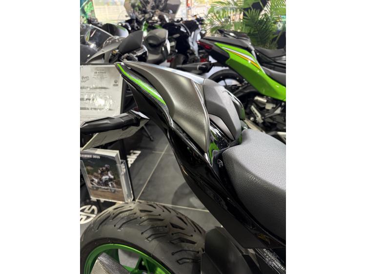KAWASAKI Z 900