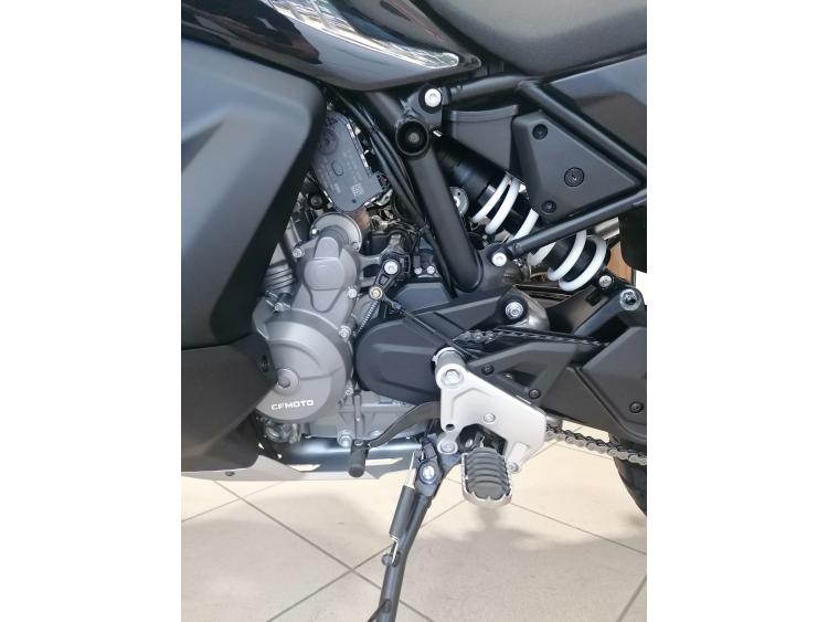 CF MOTO 800 MT X 2025 promo 157.62€/mois chez DSN 33 