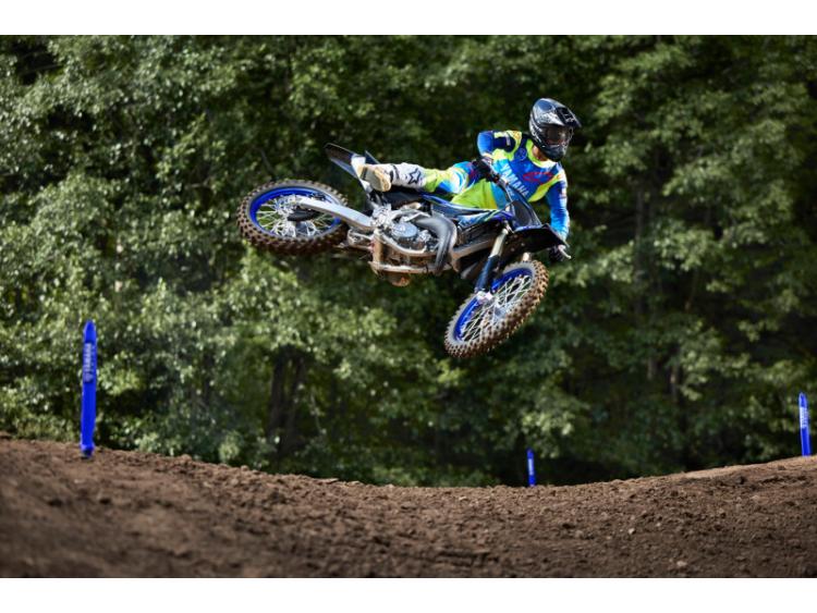 YAMAHA YZ125 MONSTER ENERGY