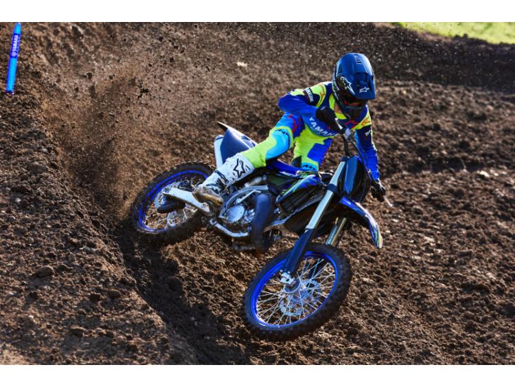 YAMAHA YZ125 MONSTER ENERGY
