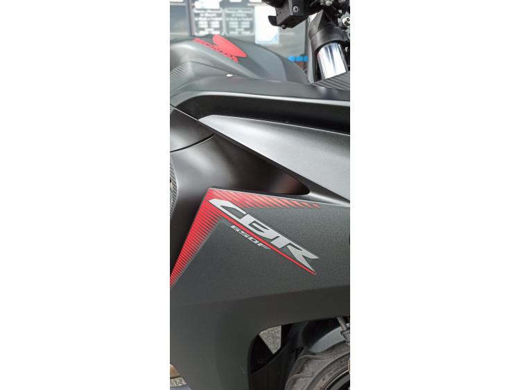 HONDA CBR 650 F