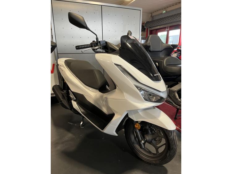 HONDA PCX 125 DX DE LUXE