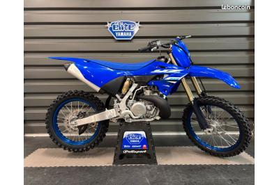 YAMAHA YZ250