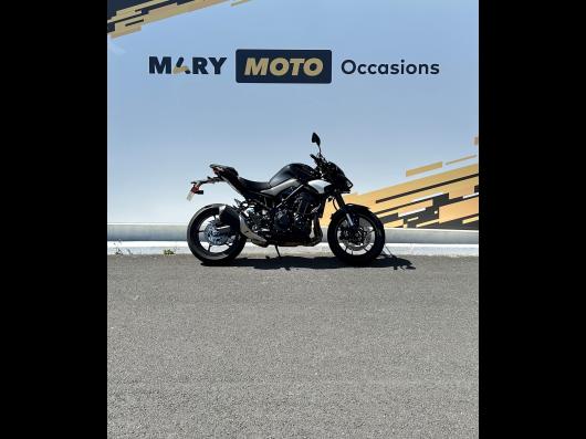 KAWASAKI Z900