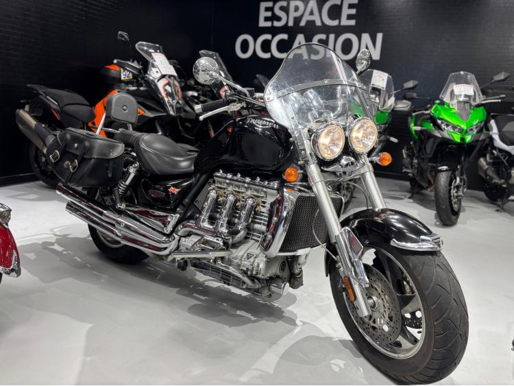 TRIUMPH Rocket III Touring