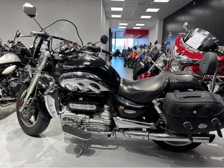 TRIUMPH Rocket III Touring