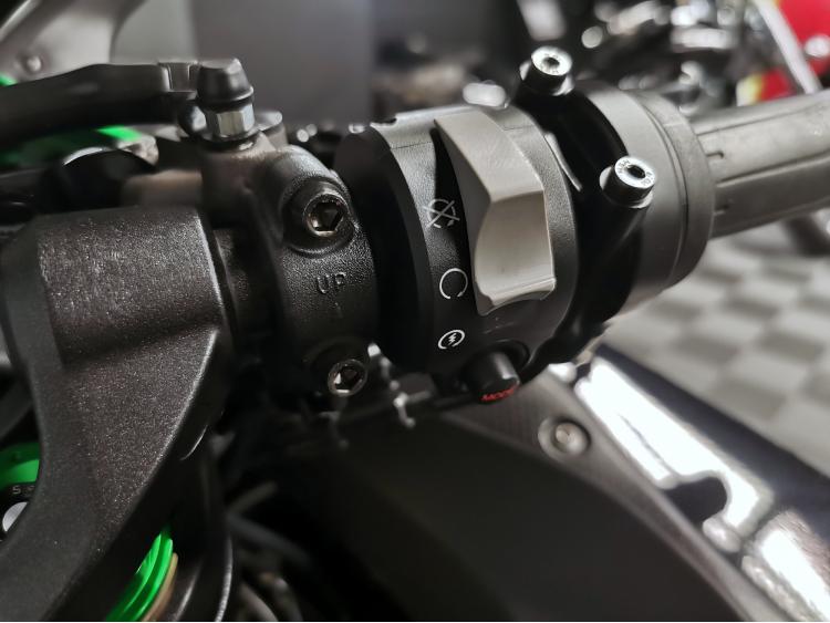 KAWASAKI H2 SX SE - Akrapovic - H2SX