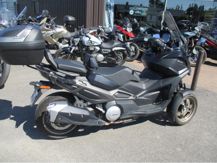 KYMCO CV3 550
