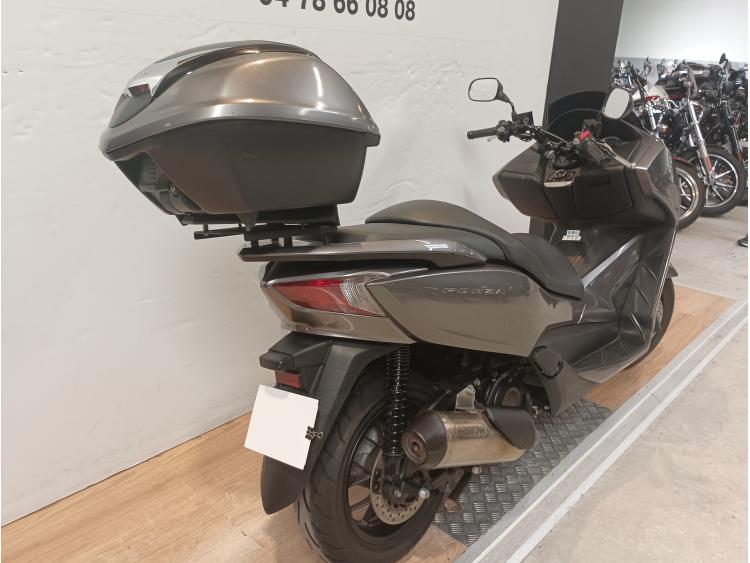 HONDA 300 FORZA