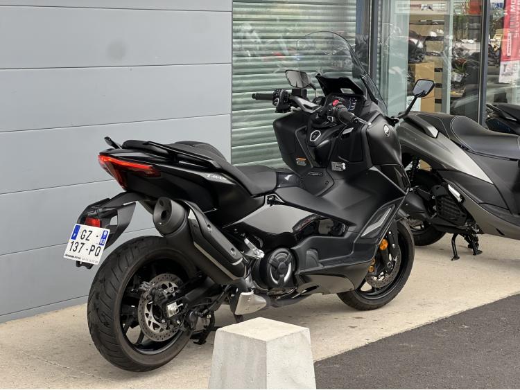 YAMAHA T-MAX 560 TECH MAX