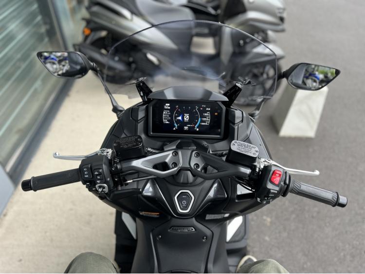 YAMAHA T-MAX 560 TECH MAX