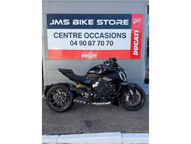 DUCATI DIAVEL V4