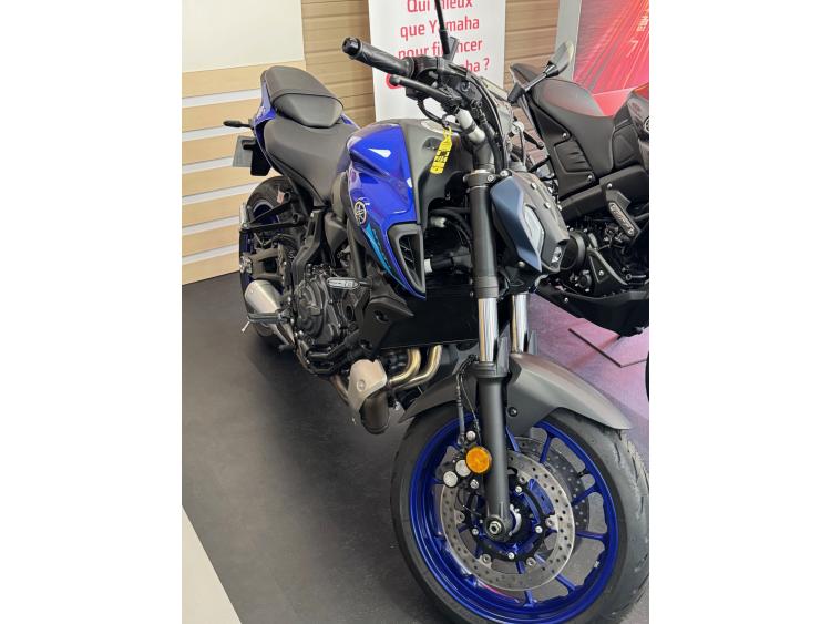 YAMAHA MT-07