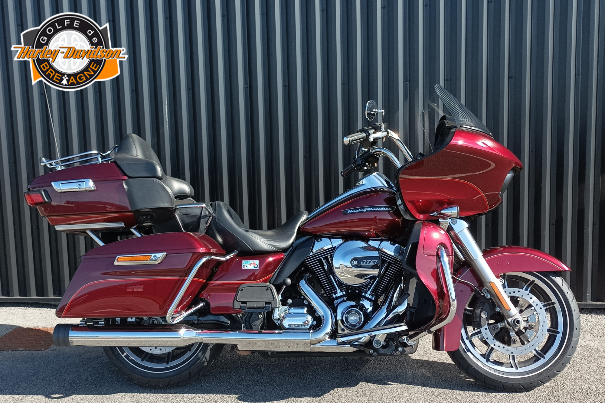 HARLEY-DAVIDSON TOURING ROAD GLIDE 1690 ULTRA