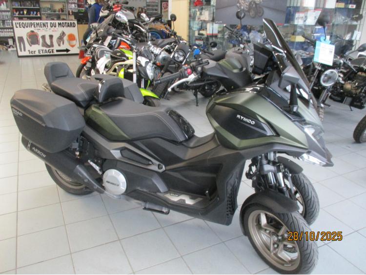 KYMCO CV3 550
