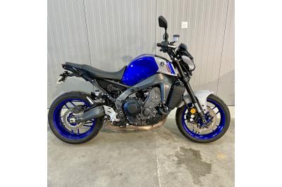 YAMAHA MT-09