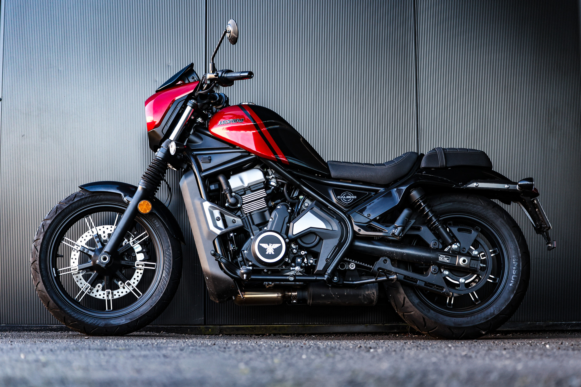 MOTO MORINI CALIBRO CUSTOM 700