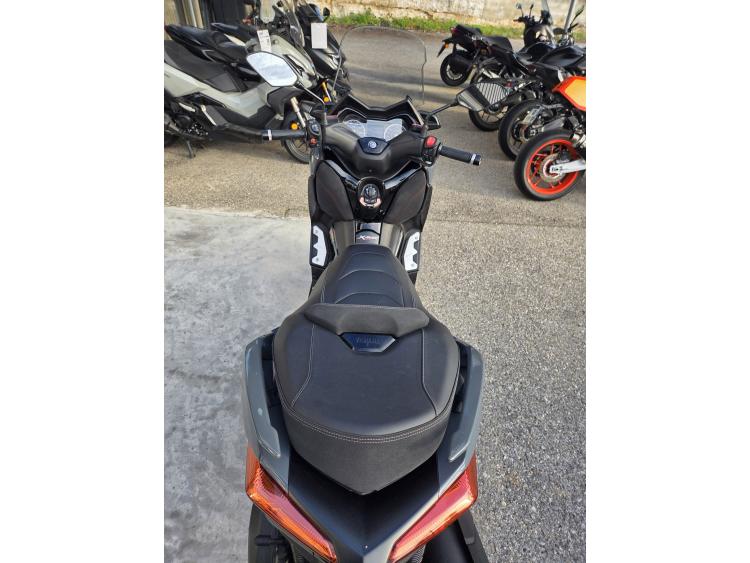 YAMAHA X-MAX 125 TECH MAX