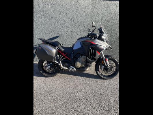 DUCATI MULTISTRADA V4 S GRAND TOUR