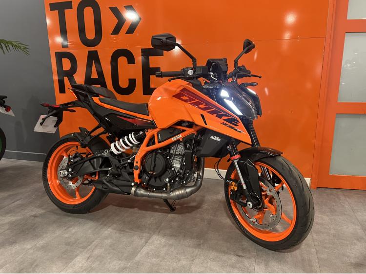 KTM 390 DUKE 2025 ABS
