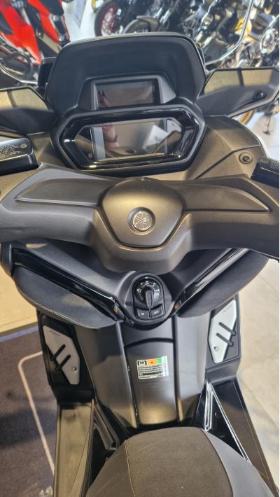 YAMAHA XMAX 125 TECH MAX