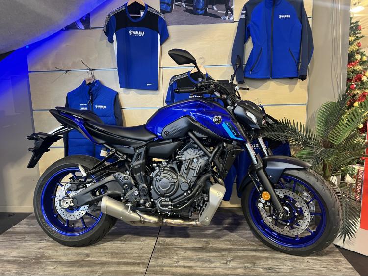 YAMAHA MT-07 2024 NEUVE