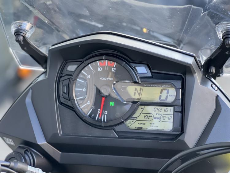 SUZUKI V-STROM 650 XT