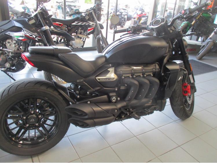 TRIUMPH ROCKET 3 R BLACK SERIE 