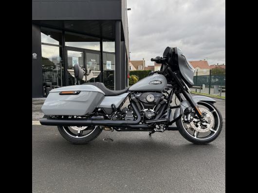 HARLEY-DAVIDSON TOURING STREET GLIDE 1923