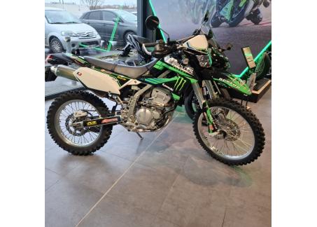KAWASAKI KLX 250 GARANTIE 12 MOIS
