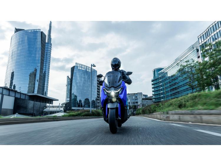 YAMAHA NMAX 125 (26)