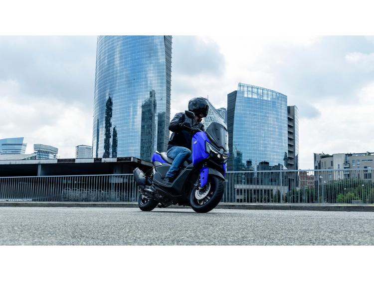 YAMAHA NMAX 125 (26)