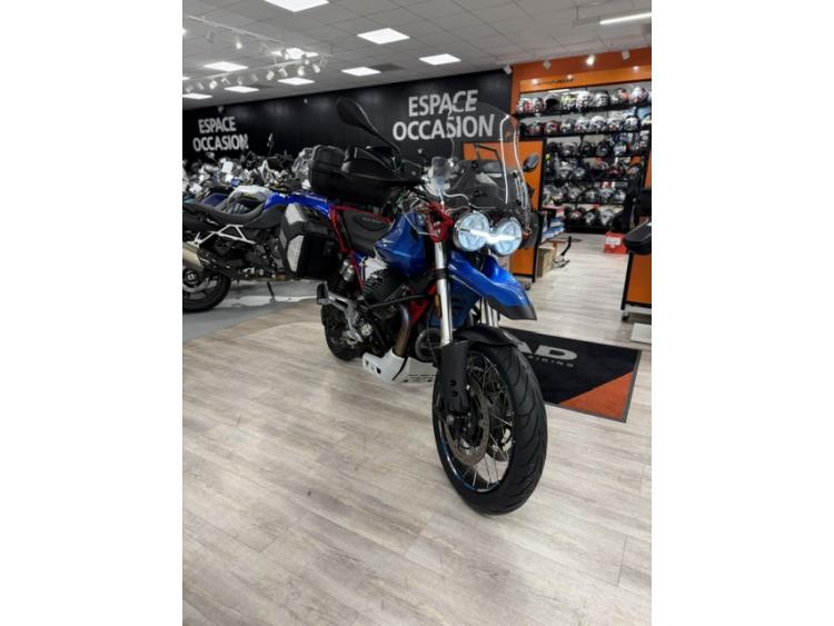 MOTO GUZZI V85 TT 