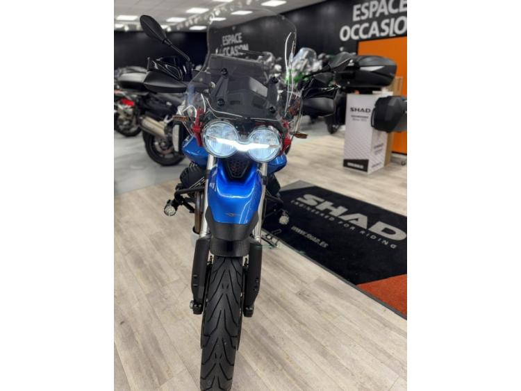 MOTO GUZZI V85 TT 