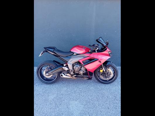 TRIUMPH 	DAYTONA 660