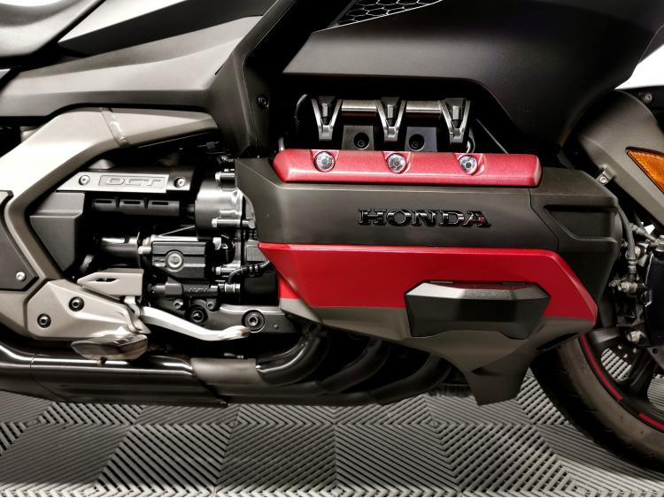 HONDA GL 1800 GOLDWING DCT BAGGER GL1800