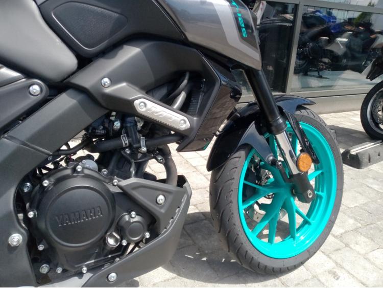 YAMAHA MT-125