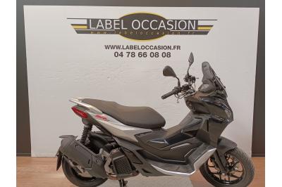 APRILIA SR GT 125