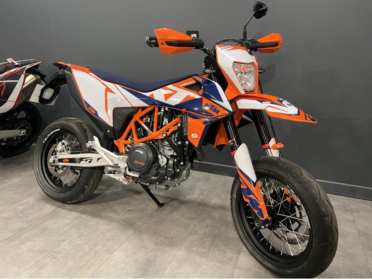 KTM 690 SMC R (A PARTIR DE 177€/MOIS)