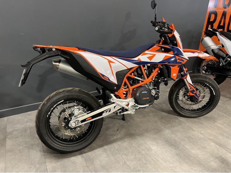 KTM 690 SMC R (A PARTIR DE 177€/MOIS)