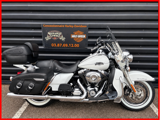 HARLEY-DAVIDSON TOURING ROAD KING 1690 CLASSIC