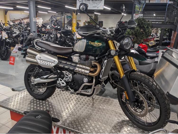 TRIUMPH ÉDITION NUMÉROTÉE SCRAMBLER 1200 MC QUEEN