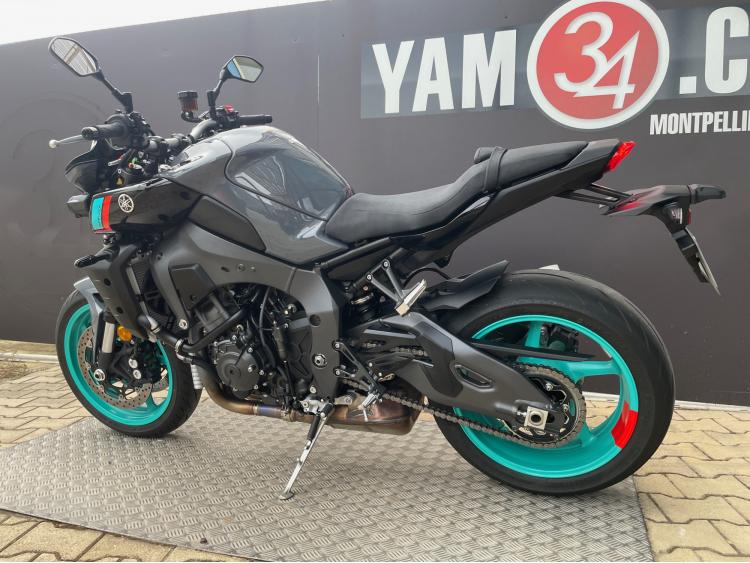  YAMAHA MT-10 