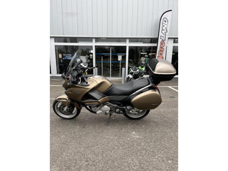 HONDA NT DEAUVILLE 700