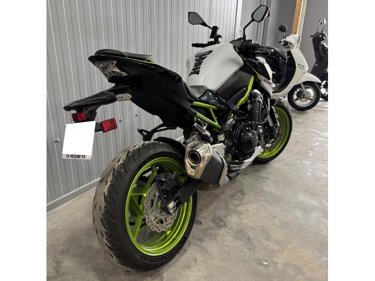 KAWASAKI Z 900 