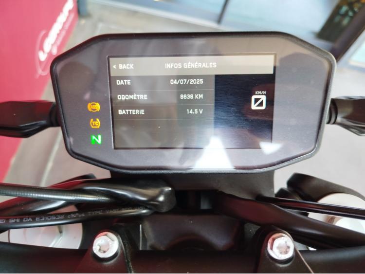 KTM 790 DUKE L + EQUIPEMENTS