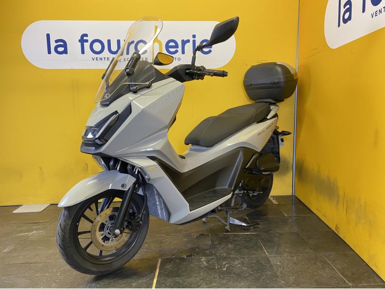 KYMCO SKYTOWN 50