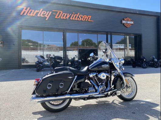 HARLEY-DAVIDSON TOURING ROAD KING 1745 CLASSIC