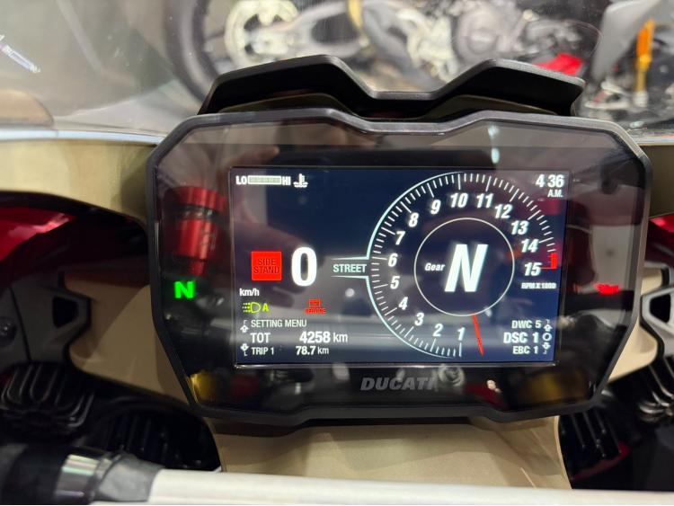 DUCATI PANIGALE V4S - GARANTIE 12 MOIS